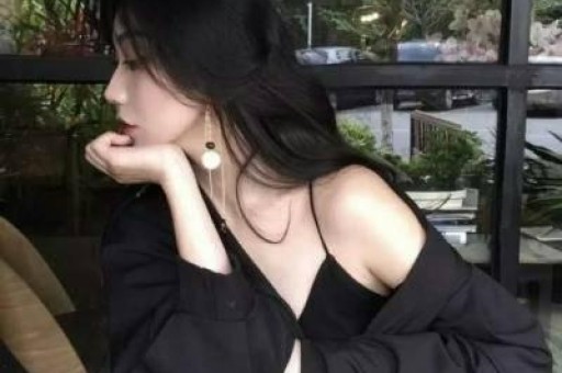 薇娅、雪梨之后苦“顶流”久矣的小网红机会来了？